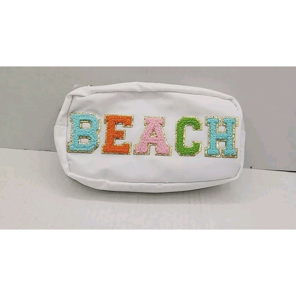 Falls Creek White Small Zippered Beach Bag